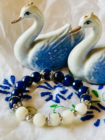 Blue Silk Snow Bracelet – Sapphire Blue & Ivory Beaded Bracelet